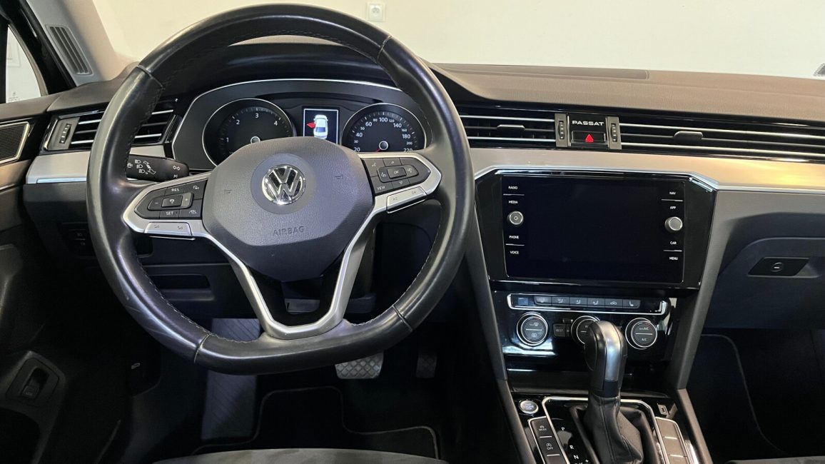 Volkswagen Passat 2.0 TDI Elegance DSG DW2HR20 w leasingu dla firm