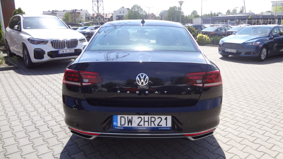 Volkswagen Passat 2.0 TDI Elegance DSG DW2HR21 w leasingu dla firm