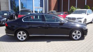 Volkswagen Passat 2.0 TDI Elegance DSG DW2HR21 w leasingu dla firm