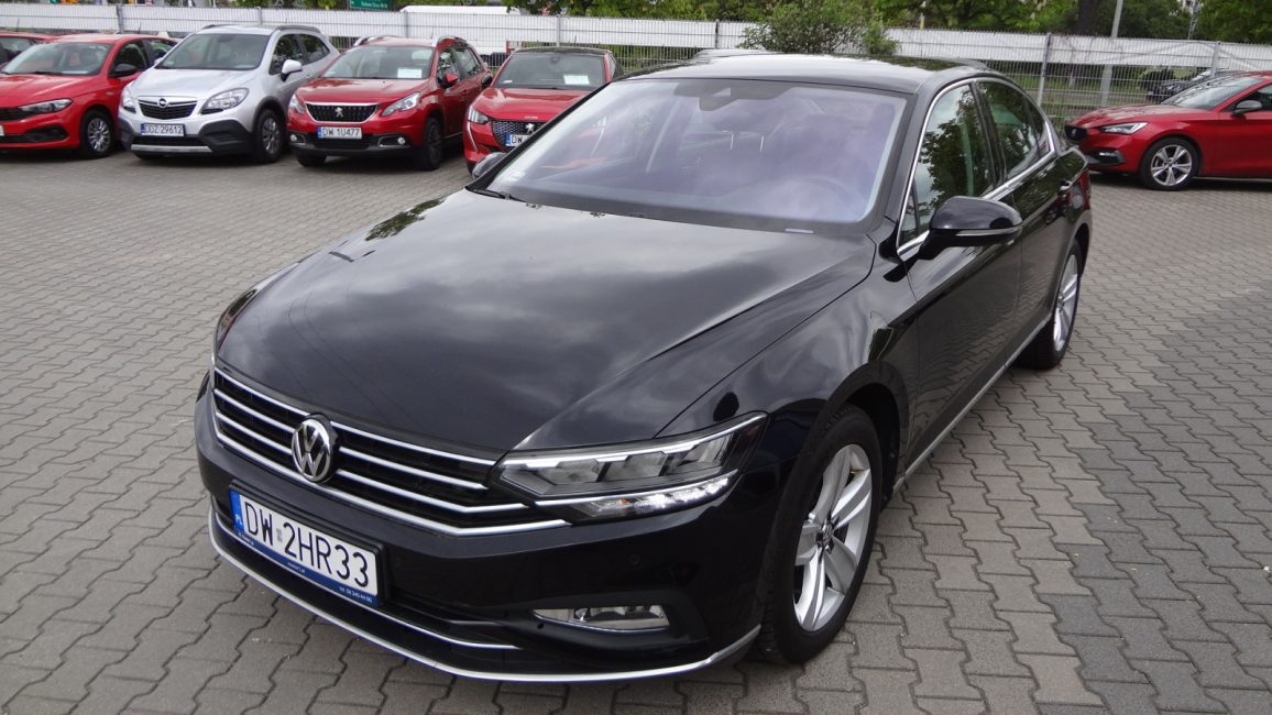 Volkswagen Passat 2.0 TDI Elegance DSG DW2HR33 w abonamencie