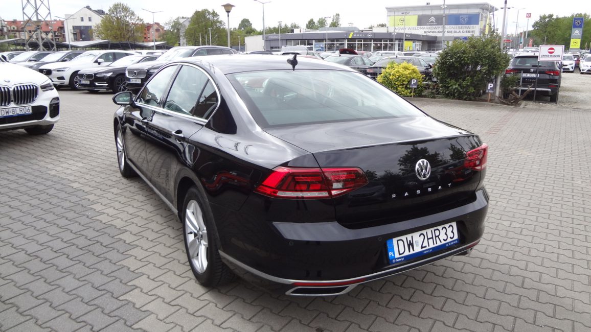 Volkswagen Passat 2.0 TDI Elegance DSG DW2HR33 w abonamencie