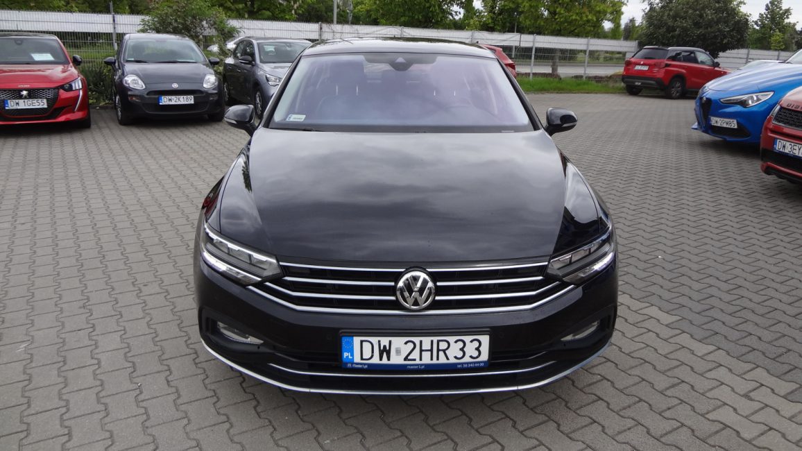 Volkswagen Passat 2.0 TDI Elegance DSG DW2HR33 w abonamencie