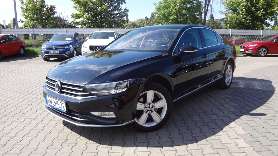 Volkswagen Passat 2.0 TDI Elegance DSG DW2HR32 w abonamencie dla firm