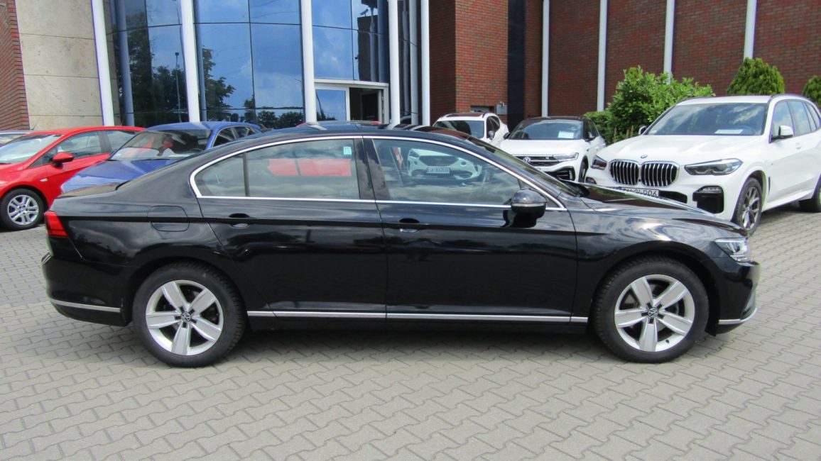 Volkswagen Passat 2.0 TDI Elegance DSG DW9HE16 w abonamencie dla firm