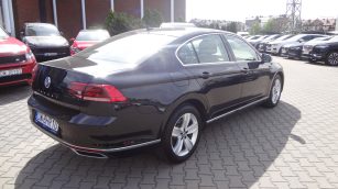 Volkswagen Passat 2.0 TDI Elegance DSG DW8HR10 w abonamencie dla firm