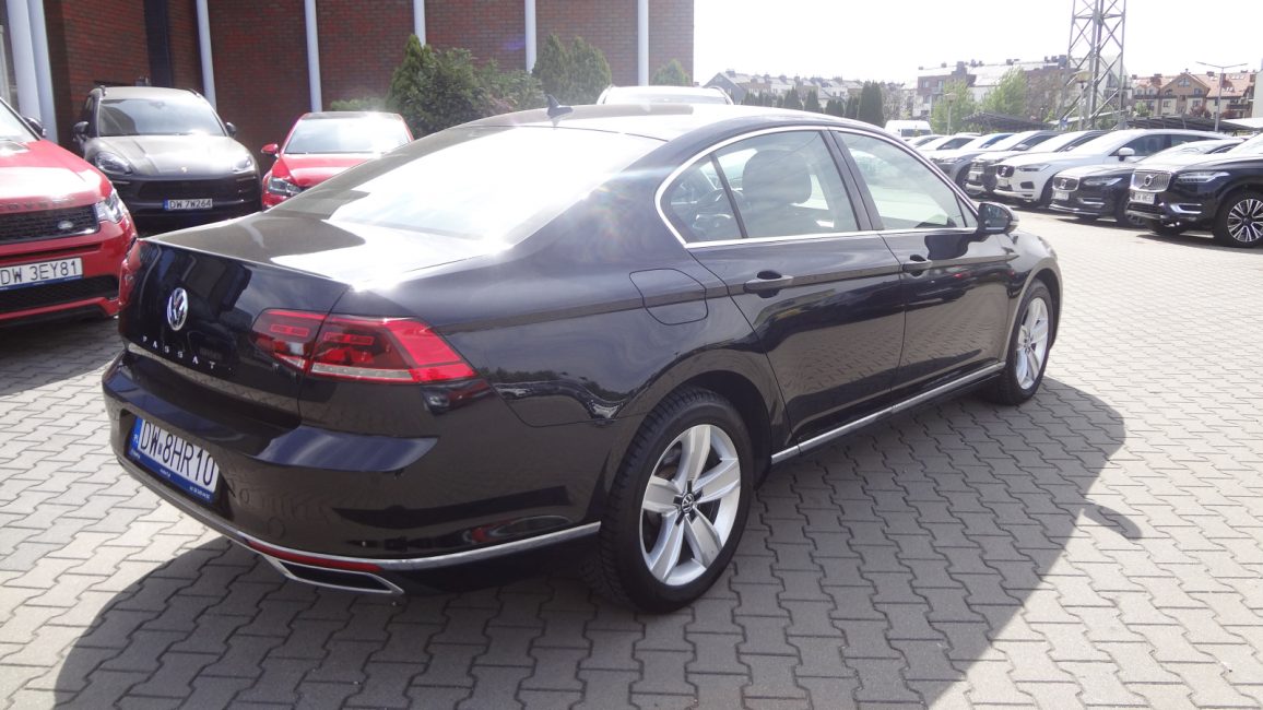 Volkswagen Passat 2.0 TDI Elegance DSG DW8HR10 w leasingu dla firm