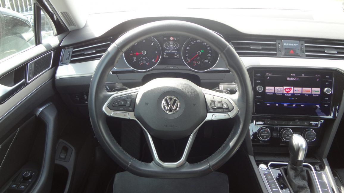 Volkswagen Passat 2.0 TDI Elegance DSG DW8HR10 w abonamencie dla firm