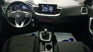 Kia Ceed 1.0 T-GDI M WD2379P w leasingu dla firm