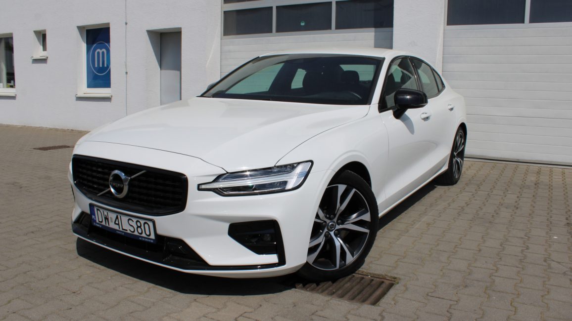 Volvo S60 B4 B R-Design aut DW4LS80 w zakupie za gotówkę