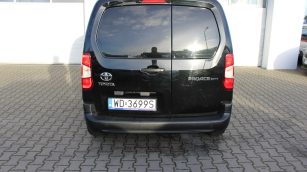 Toyota Proace City 1.2 D-4T Standard 2.3t Active Aut. WD3699S w leasingu dla firm