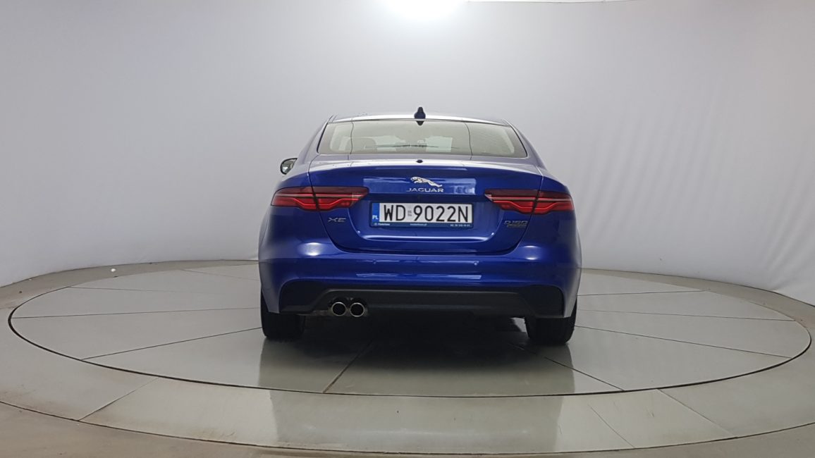 Jaguar XE 2.0 D180 SE aut WD9022N w abonamencie