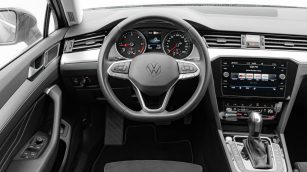 Volkswagen Passat 2.0 TDI Elegance DSG GD775VU w abonamencie