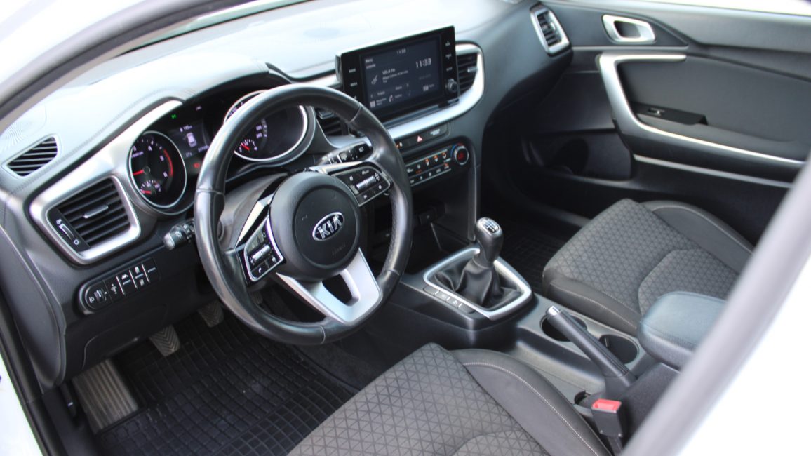 Kia Ceed 1.6 CRDi SCR M PO7SG59 w zakupie za gotówkę