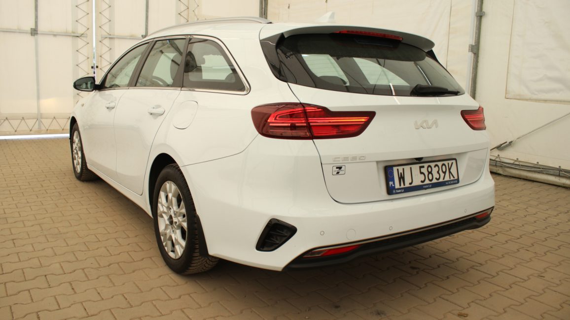 Kia Ceed 1.0 T-GDI M WJ5839K w leasingu dla firm