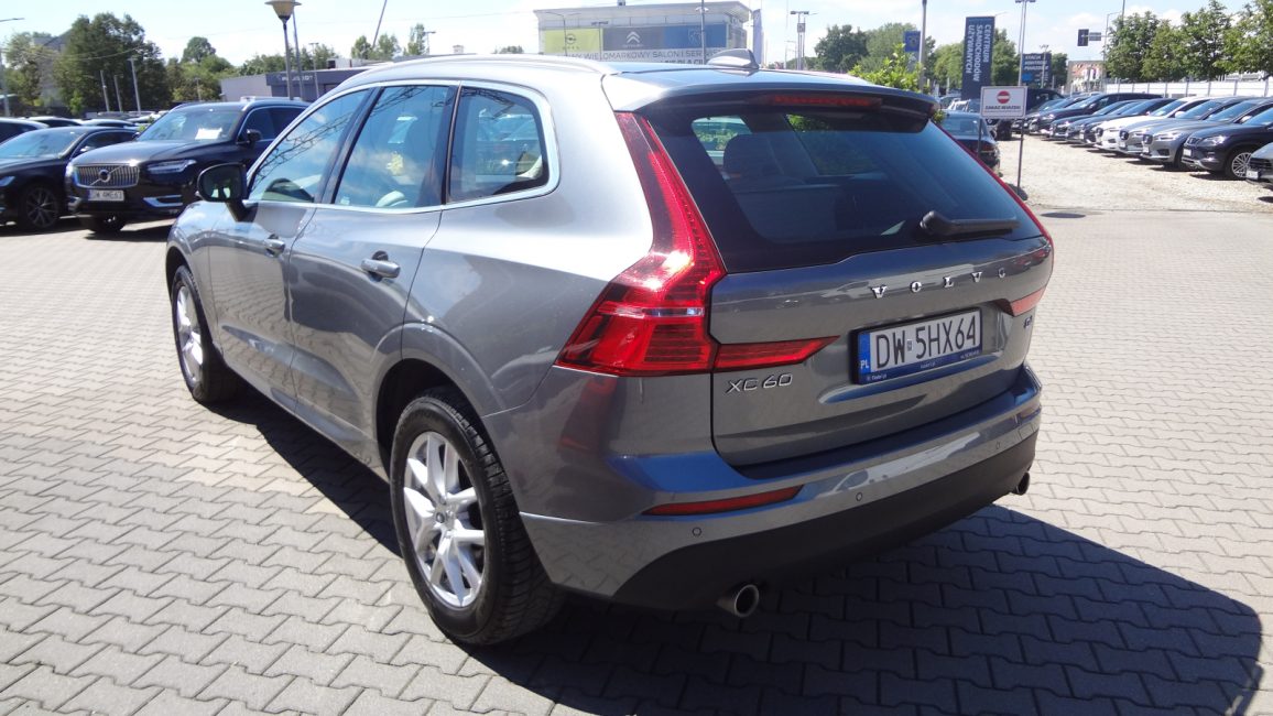 Volvo XC 60 D4 Momentum Pro aut DW5HX64 w leasingu dla firm