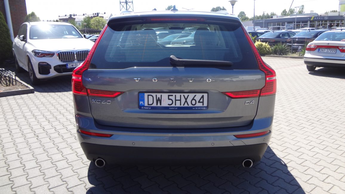 Volvo XC 60 D4 Momentum Pro aut DW5HX64 w leasingu dla firm