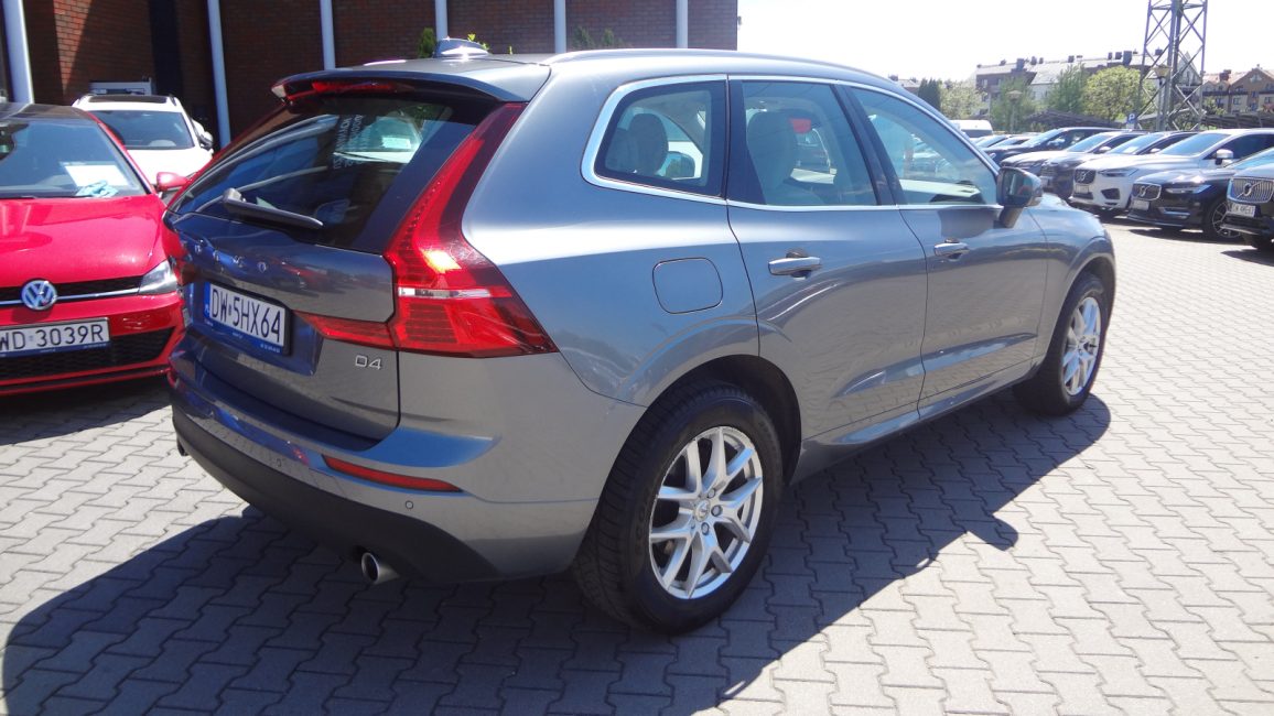 Volvo XC 60 D4 Momentum Pro aut DW5HX64 w leasingu dla firm