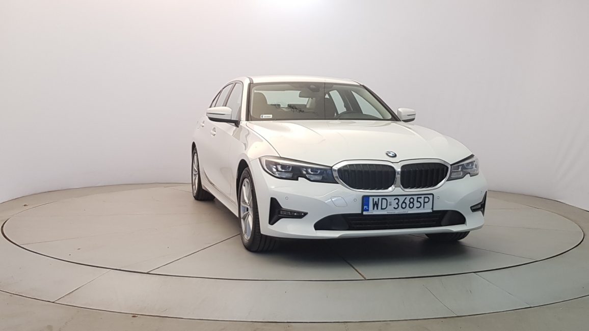 BMW 318i aut WD3685P w abonamencie