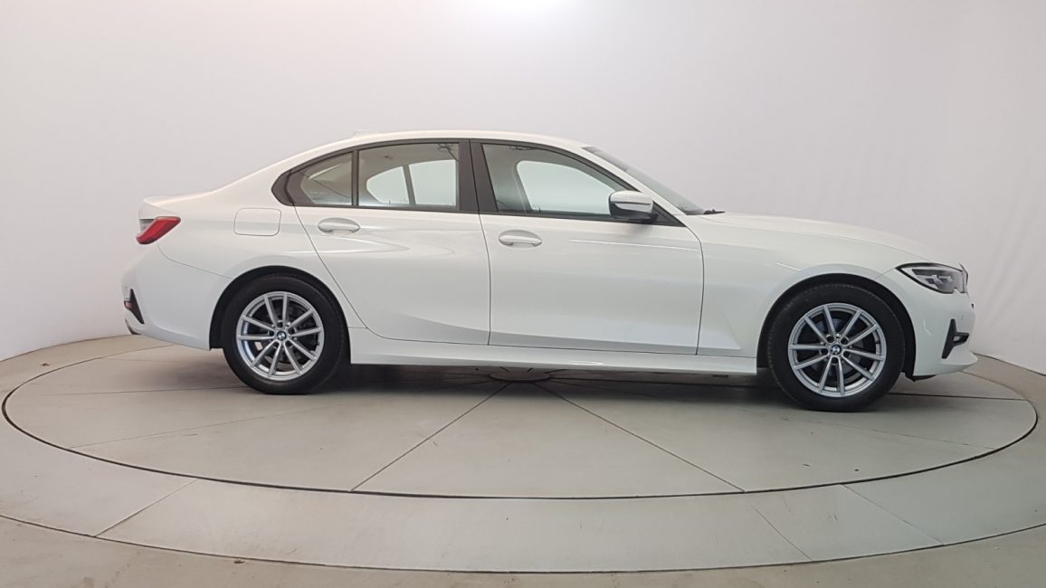 BMW 318i aut WD3685P w abonamencie