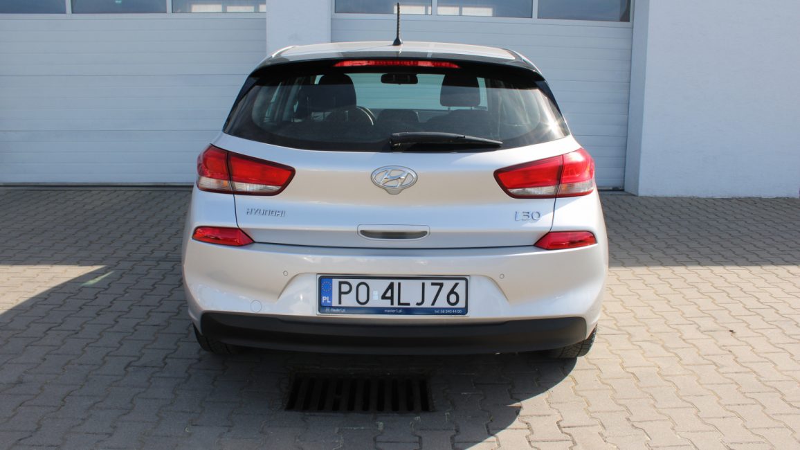 Hyundai i30 1.4 Classic + PO4LJ76 w leasingu dla firm