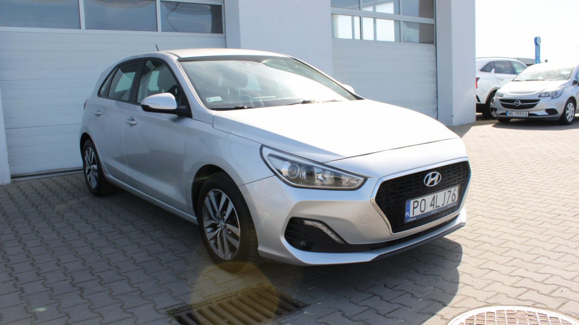 Hyundai i30 1.4 Classic + PO4LJ76 w leasingu dla firm