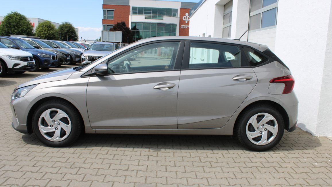 Hyundai i20 1.2 Pure WJ6810K w abonamencie dla firm