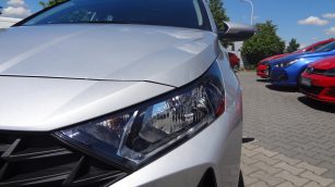 Hyundai i20 1.2 Pure WX3648E w abonamencie dla firm