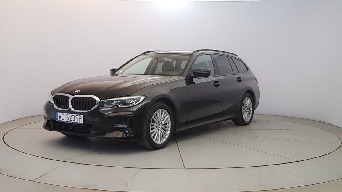 BMW 318d mHEV Sport Line aut WD5235P w leasingu dla firm