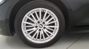 BMW 318d mHEV Sport Line aut WD5235P w leasingu dla firm