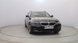 BMW 318d mHEV Sport Line aut WD5236P w leasingu dla firm