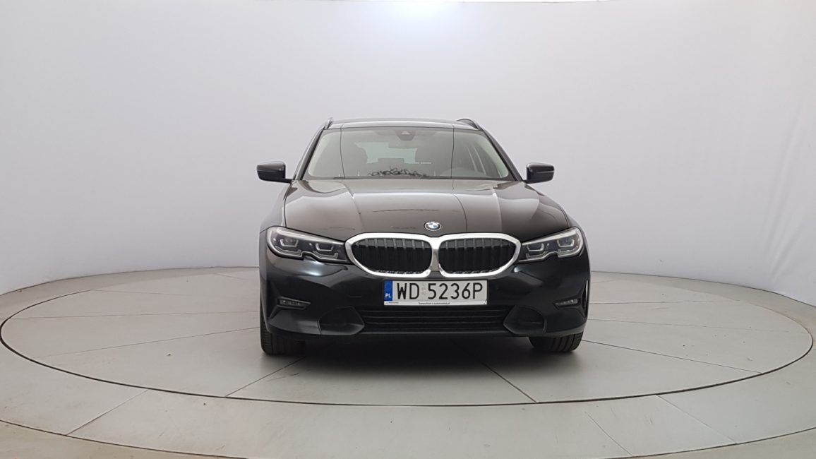 BMW 318d mHEV Sport Line aut WD5236P w leasingu dla firm