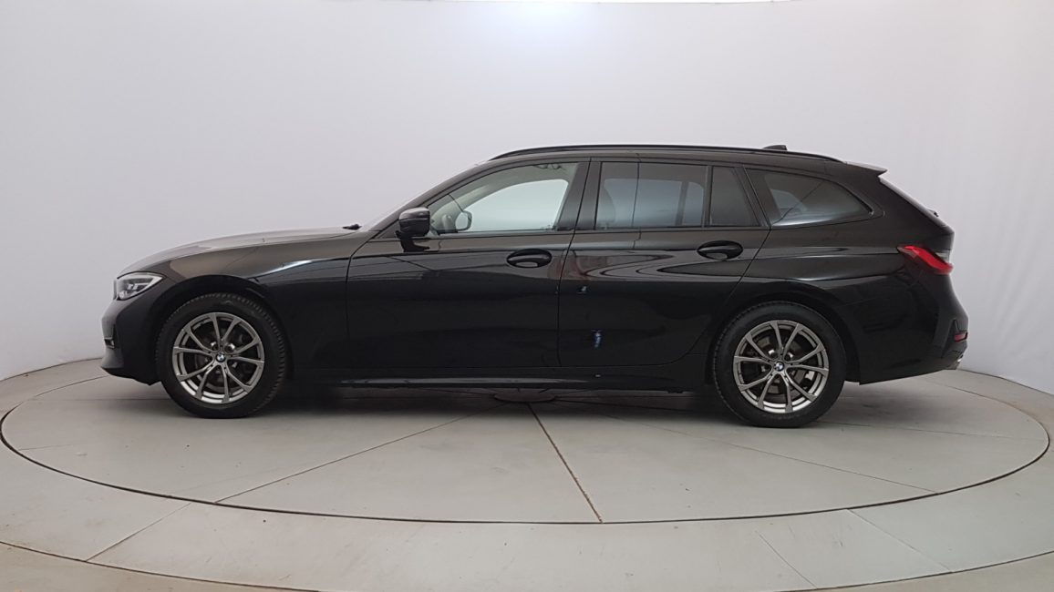 BMW 318d mHEV Sport Line aut WD5236P w leasingu dla firm