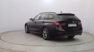 BMW 318d mHEV Sport Line aut WD5236P w leasingu dla firm