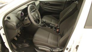 Hyundai i20 1.2 Pure WX3862E w abonamencie dla firm