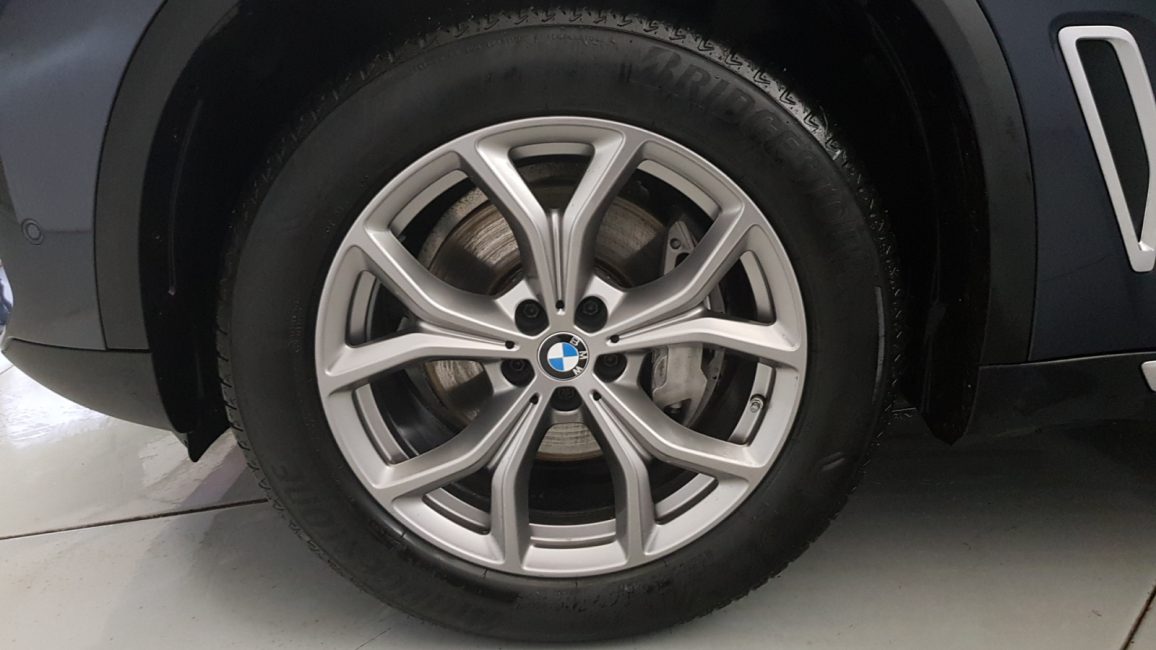 BMW X5 xDrive40i mHEV sport-aut WD0255S w abonamencie