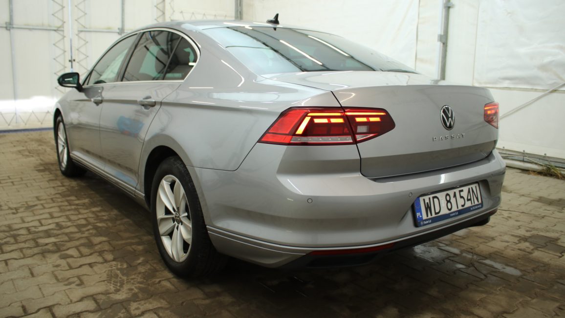 Volkswagen Passat 2.0 TSI Business DSG WD8154N w abonamencie