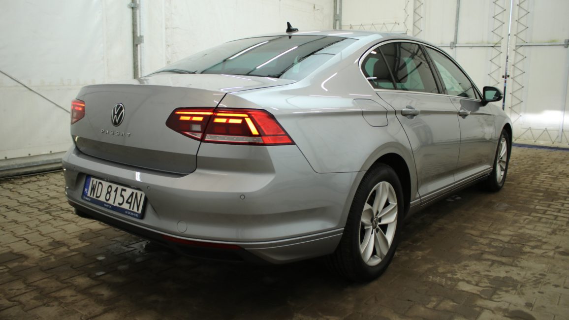 Volkswagen Passat 2.0 TSI Business DSG WD8154N w abonamencie