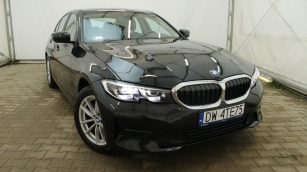 BMW 320d xDrive mHEV Advantage aut WD3146U w abonamencie