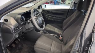 Hyundai i20 1.2 Pure WJ8453K w leasingu dla firm