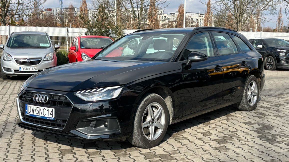 Audi A4 40 TDI mHEV Quattro S tronic DW5NC14 w abonamencie