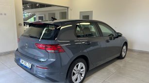 Volkswagen Golf VIII 2.0 TDI Life DW5NC10 w zakupie za gotówkę