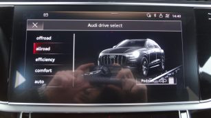 Audi Q8 50 TDI mHEV Quattro Tiptronic D2INFRA w zakupie za gotówkę