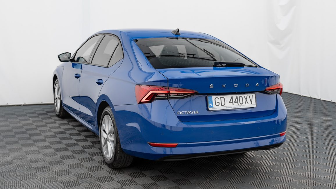 Skoda Octavia 2.0 TDI Ambition DSG GD440XV w leasingu dla firm