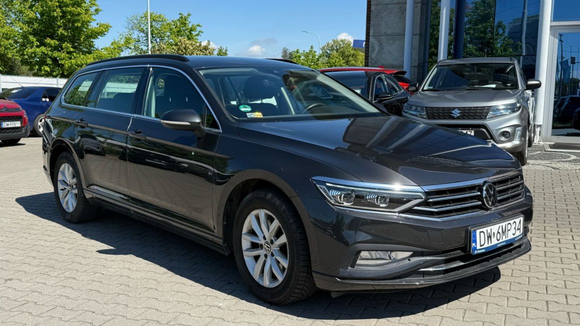 Volkswagen Passat 2.0 TDI EVO Business DW6MP34 w zakupie za gotówkę