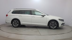 Volkswagen Passat 2.0 TDI EVO Business WD6106P w leasingu dla firm