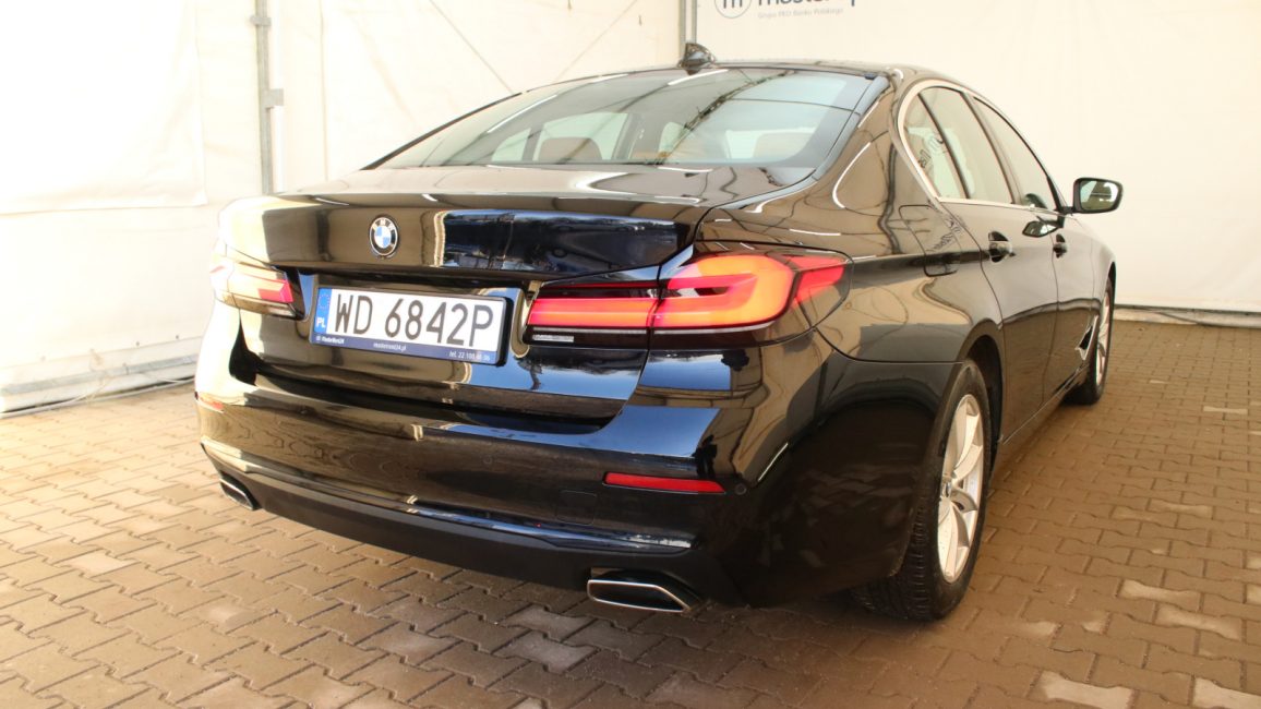 BMW 520i mHEV aut WD6842P w abonamencie