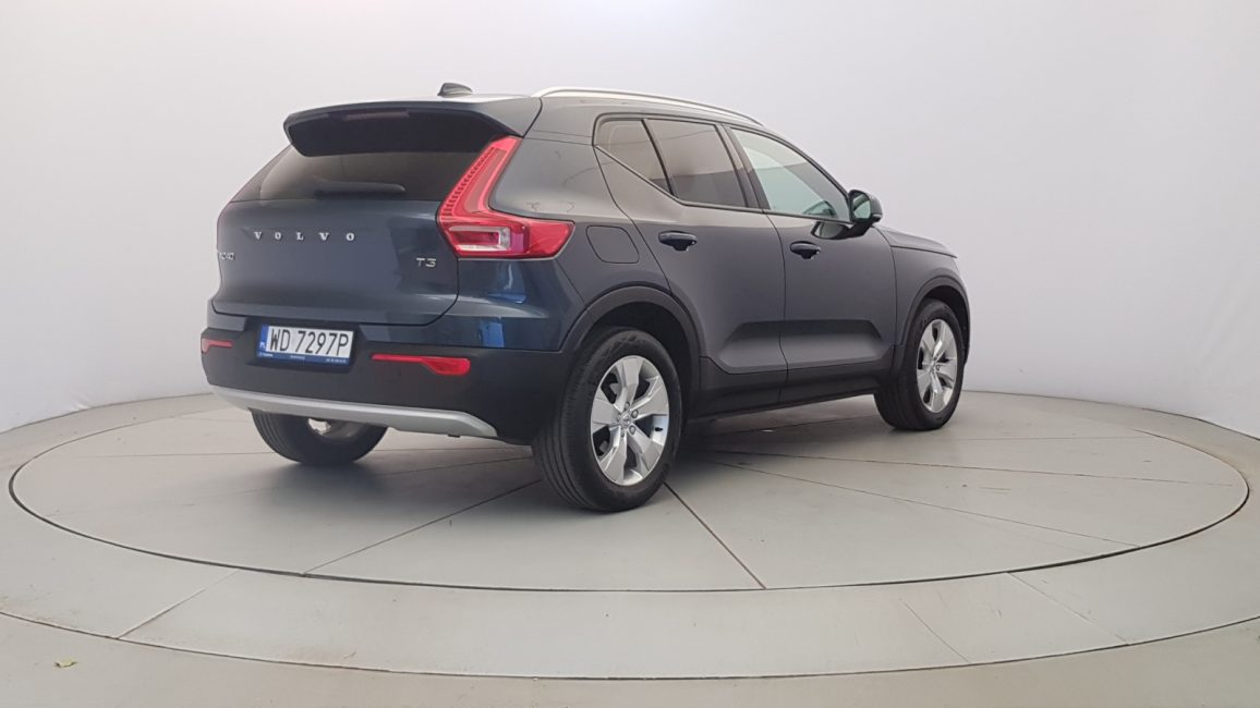 Volvo XC 40 T3 Momentum Pro aut WD7297P w leasingu dla firm