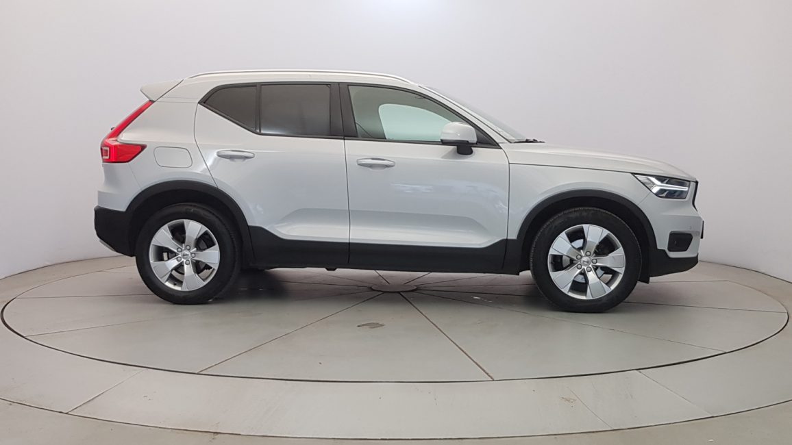 Volvo XC 40 T3 Momentum Pro aut WD7299P w leasingu dla firm