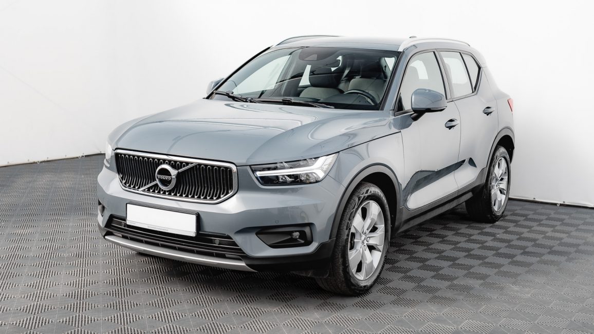 Volvo XC 40 T3 Momentum Pro aut WD7298P w leasingu dla firm