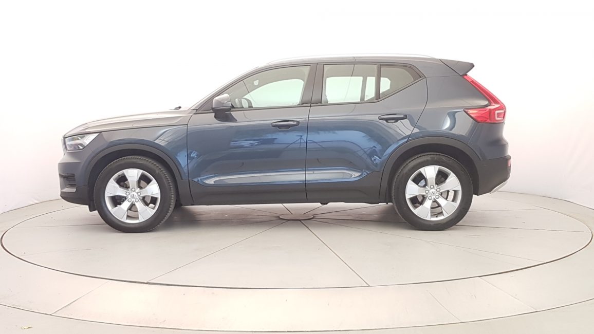 Volvo XC 40 T3 Momentum Pro aut WD7963P w leasingu dla firm